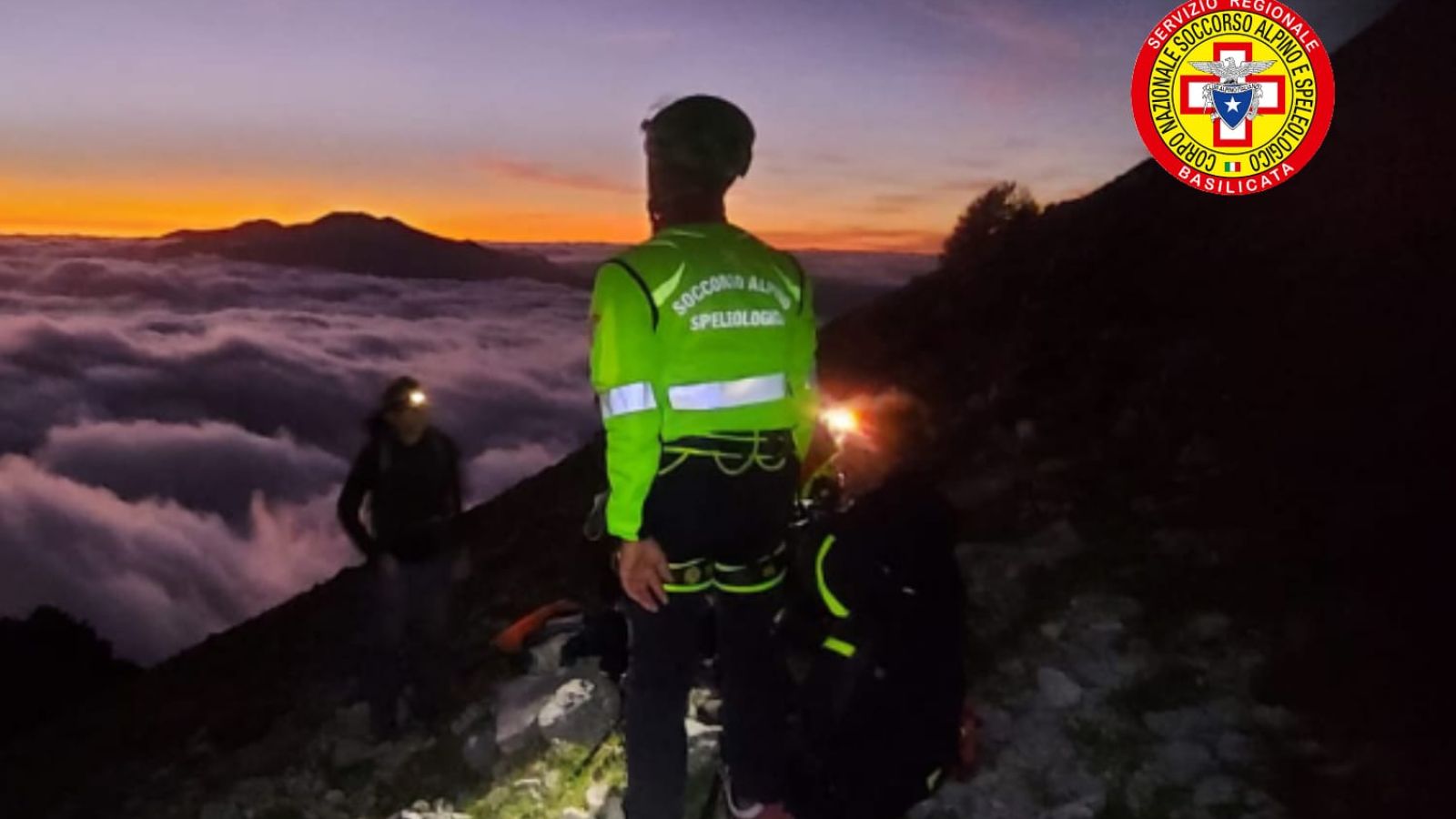 TURISTA SMARRITO RECUPERATO E SOCCORSO DAL SOCCORSO ALPINO E SPELEOLOGICO DELLA BASILICATA